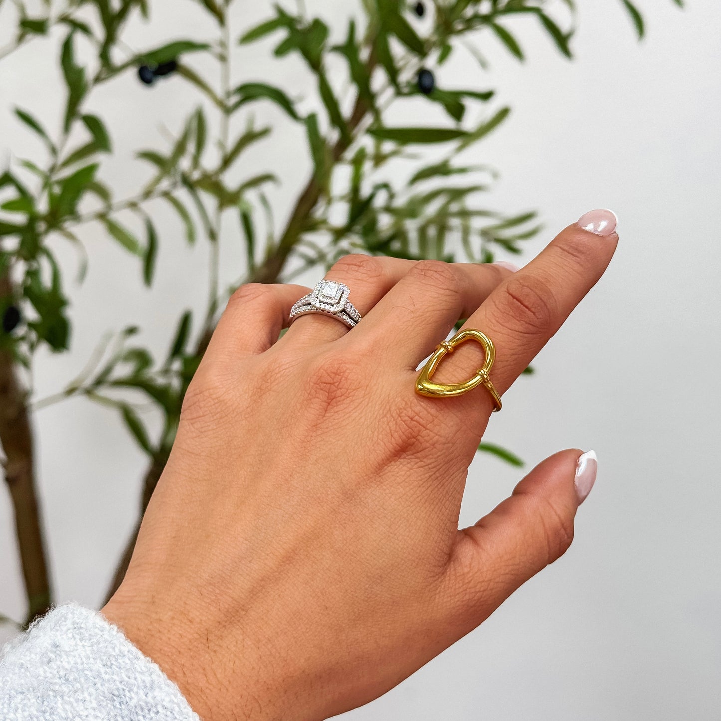 The Elara Open Ring – Gold