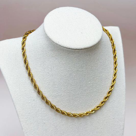 The Everbold Rope Chain Necklace