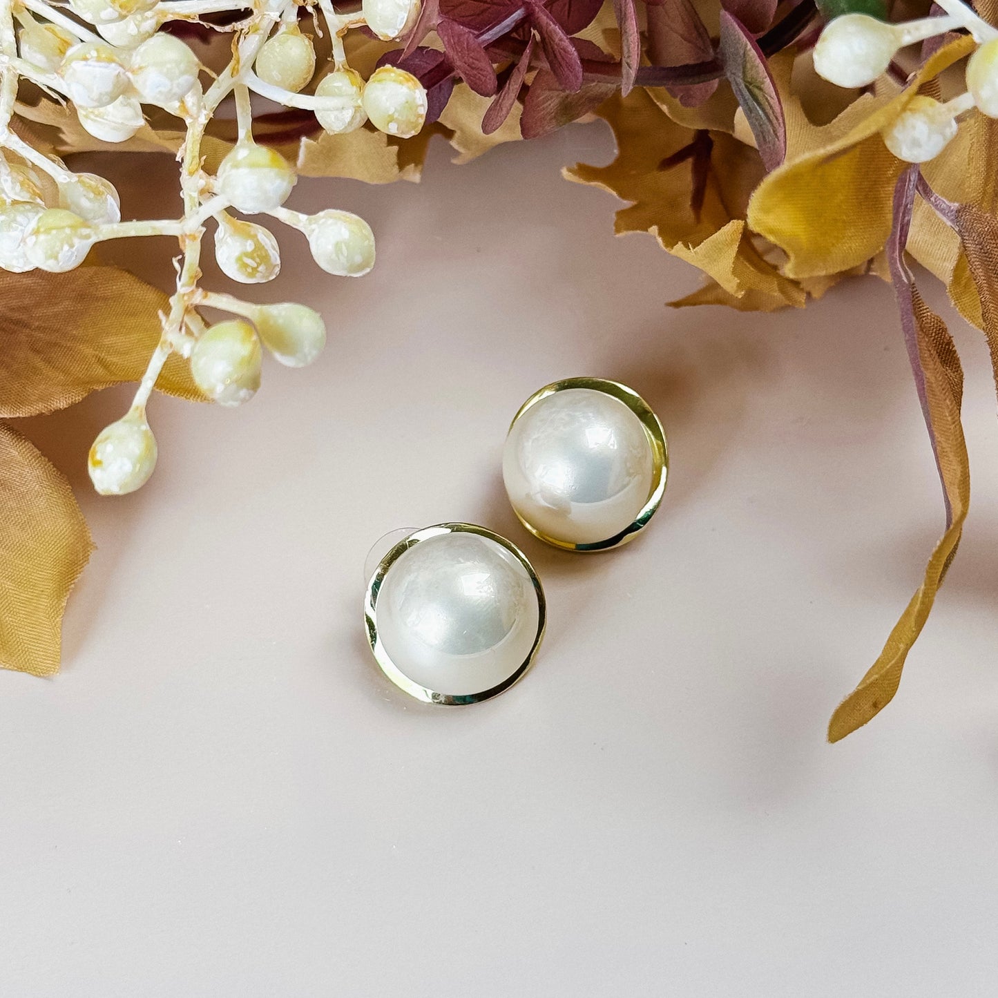 Dome Pearl Stud Earrings