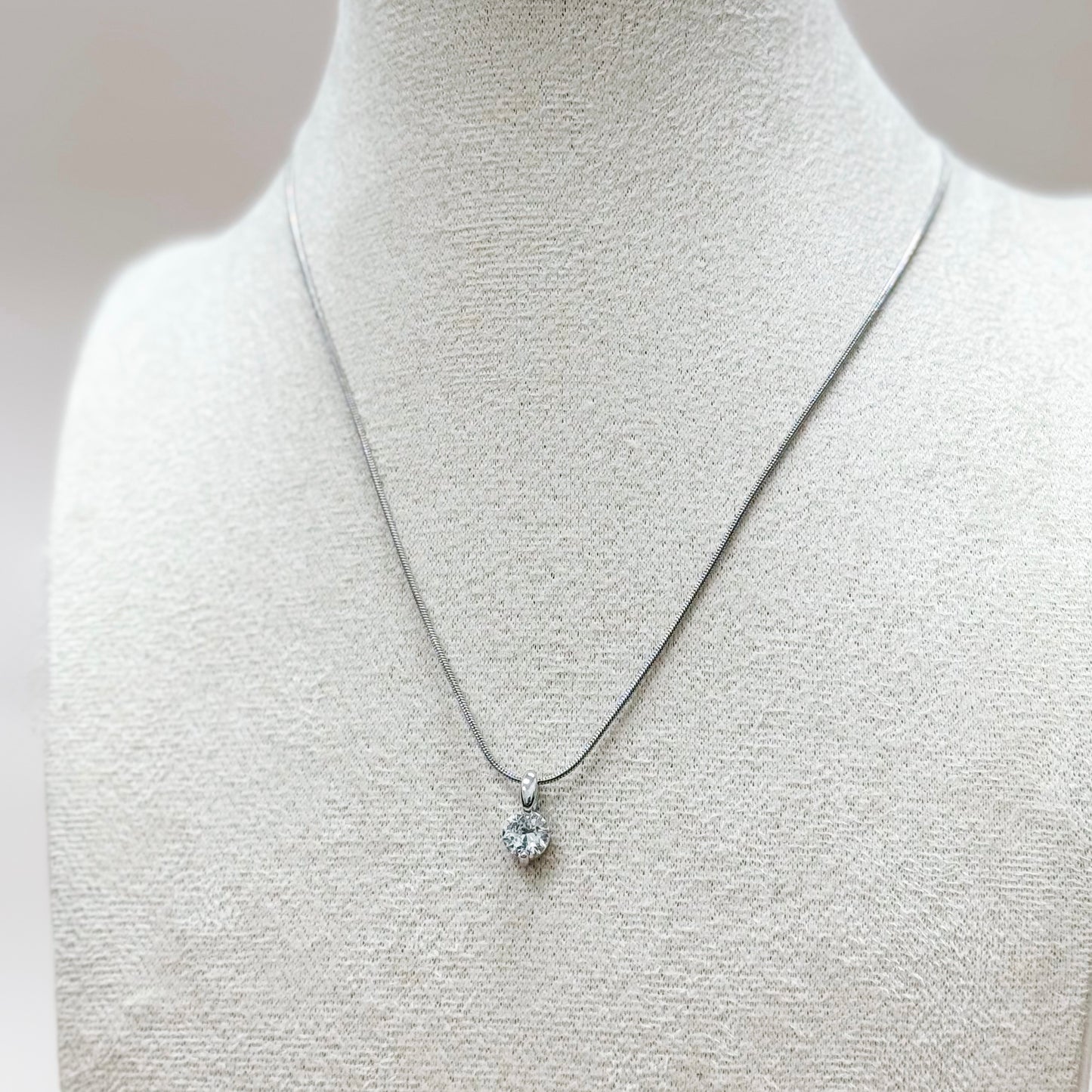 The Solis Solitaire Necklace