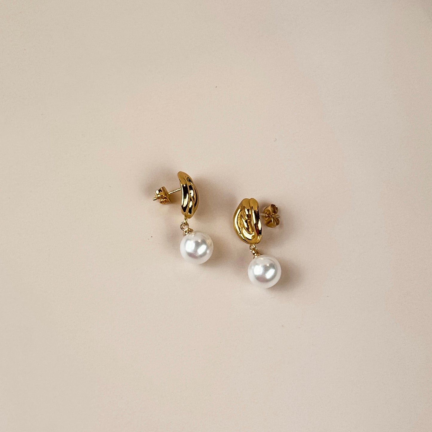 Fleur Drop earring