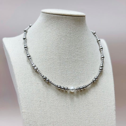 The Stillwater Pearl Necklace