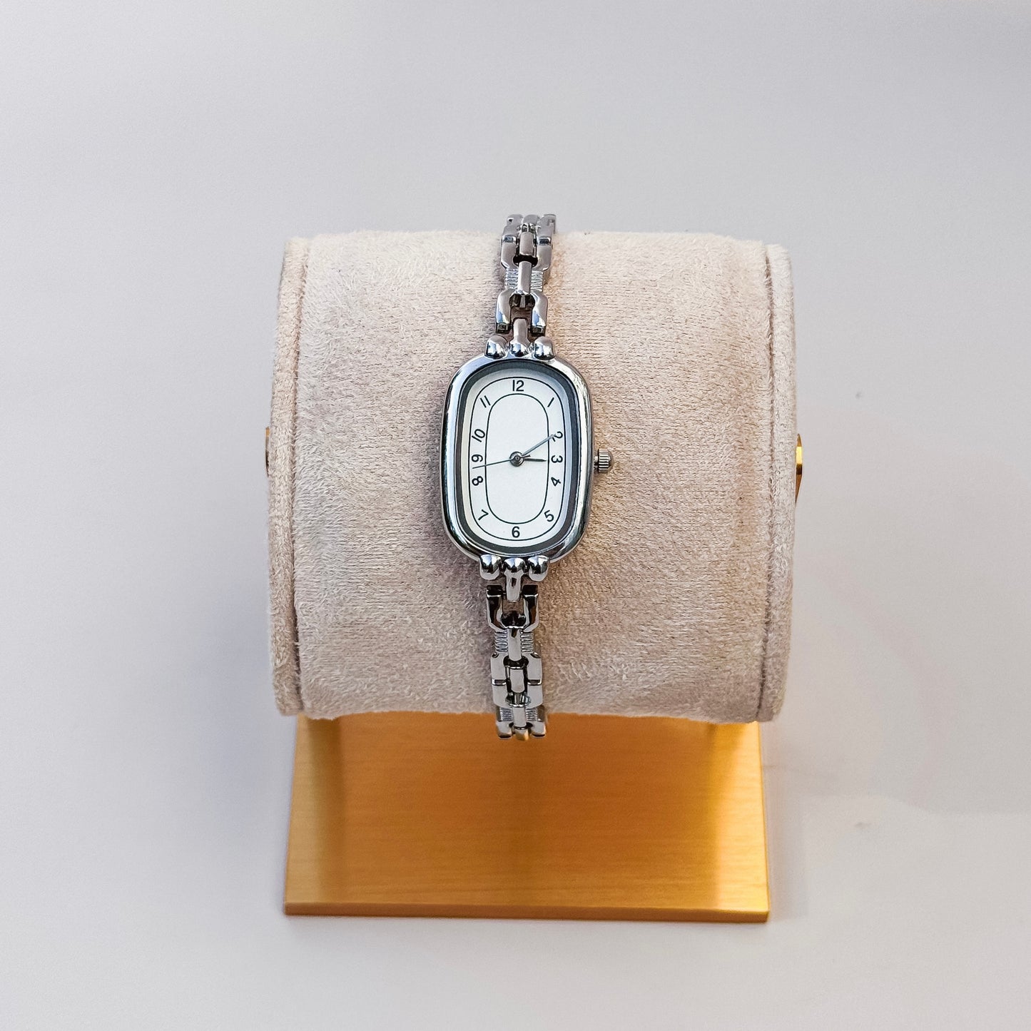 The Lumin Oval Watch – Silver
