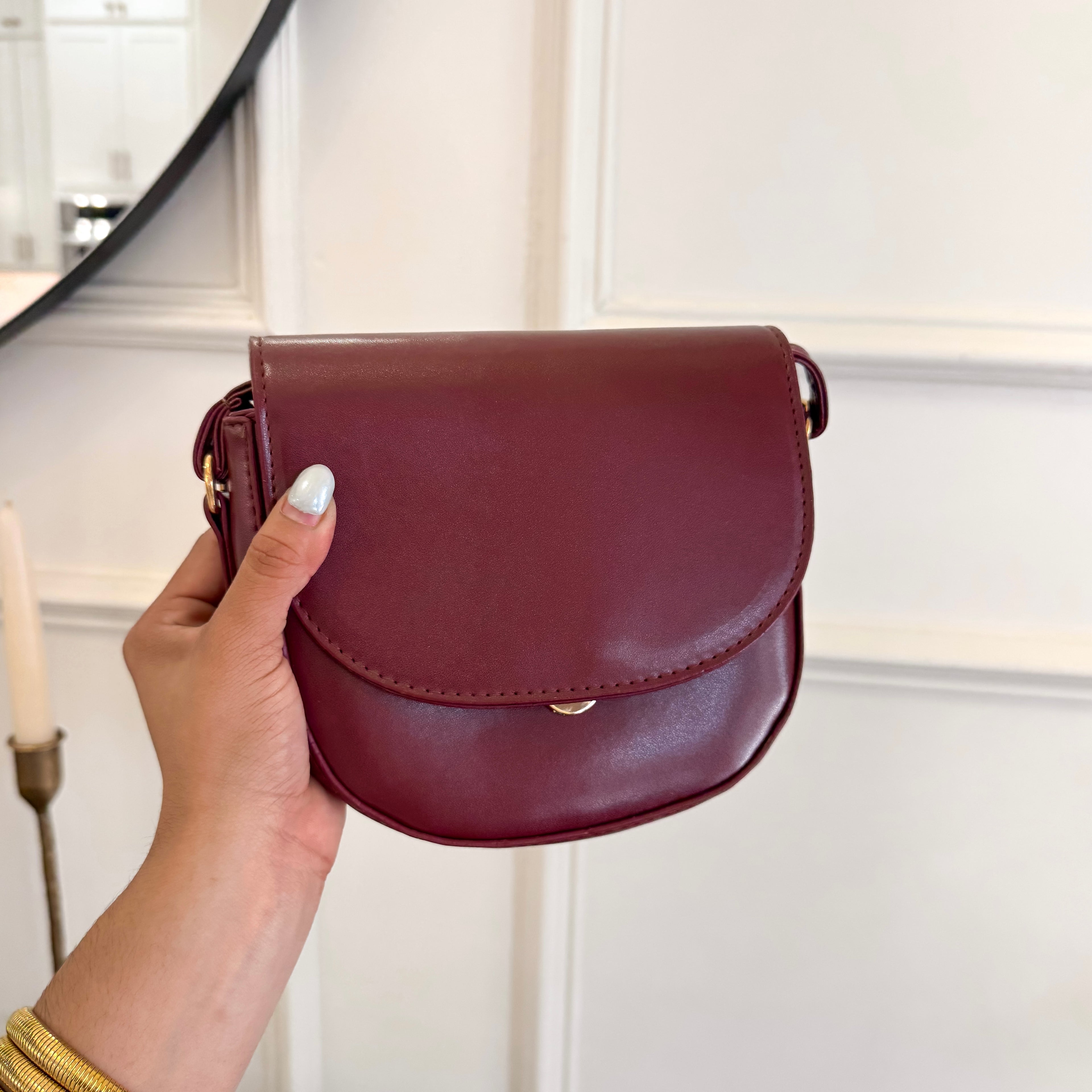 Classic Everyday Crossbody Bag