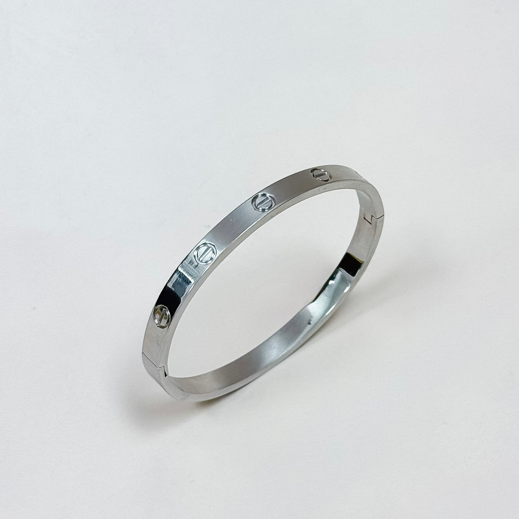 The Everlock Screw Bangle
