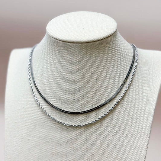 The Duality Layered Chain Necklace