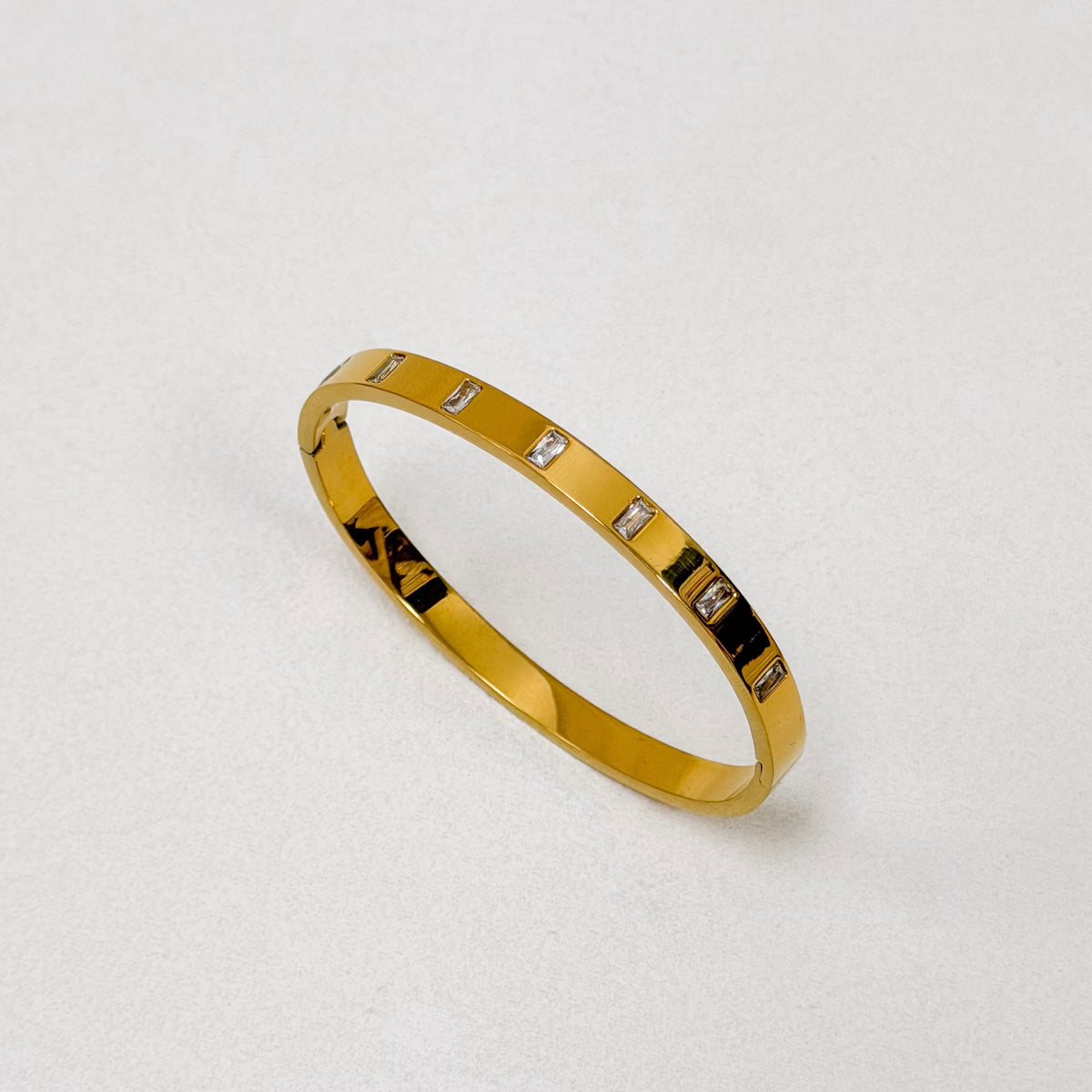The Lumen Crystal Bangle