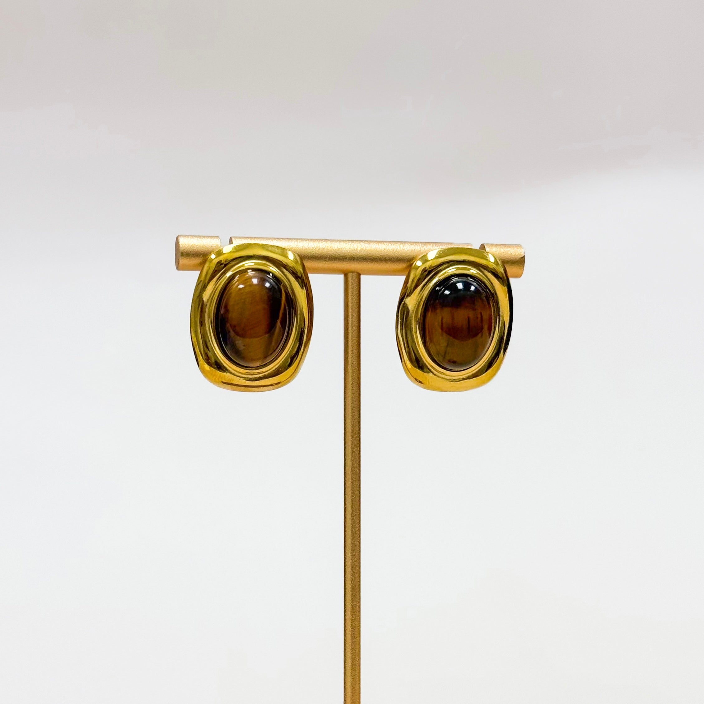 Solene Stone Studs