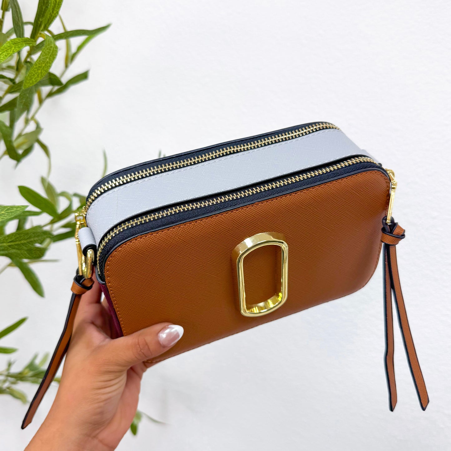 Marais Camera Crossbody