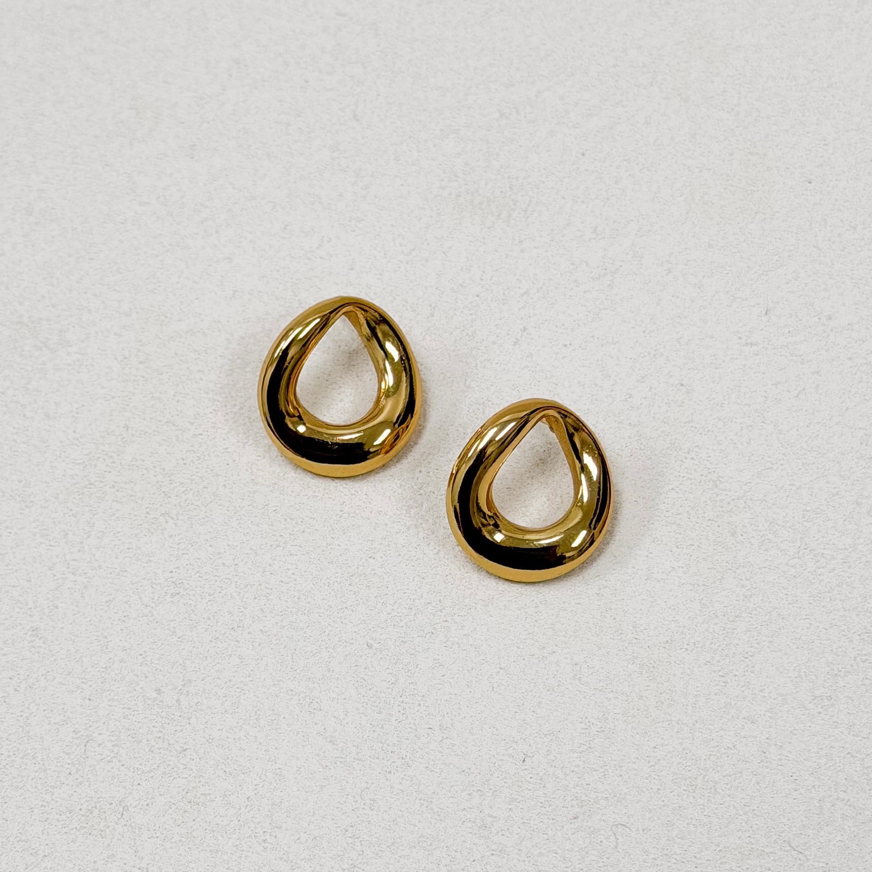 Sculpta Stud Earrings