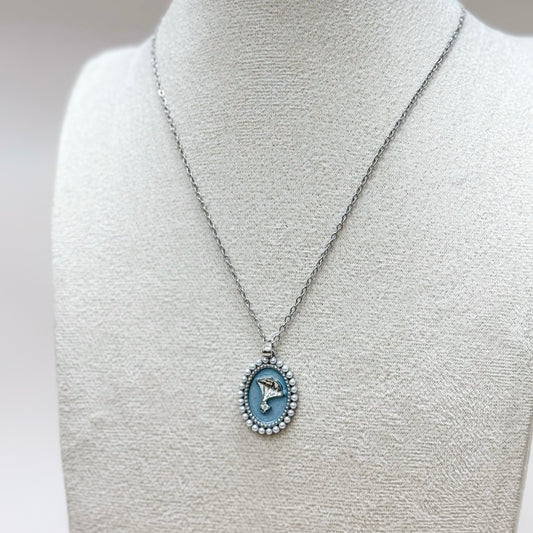 The Pearl Crest Pendant Necklace