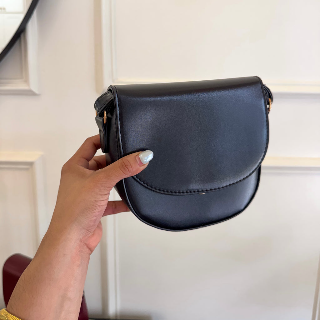Classic Everyday Crossbody Bag
