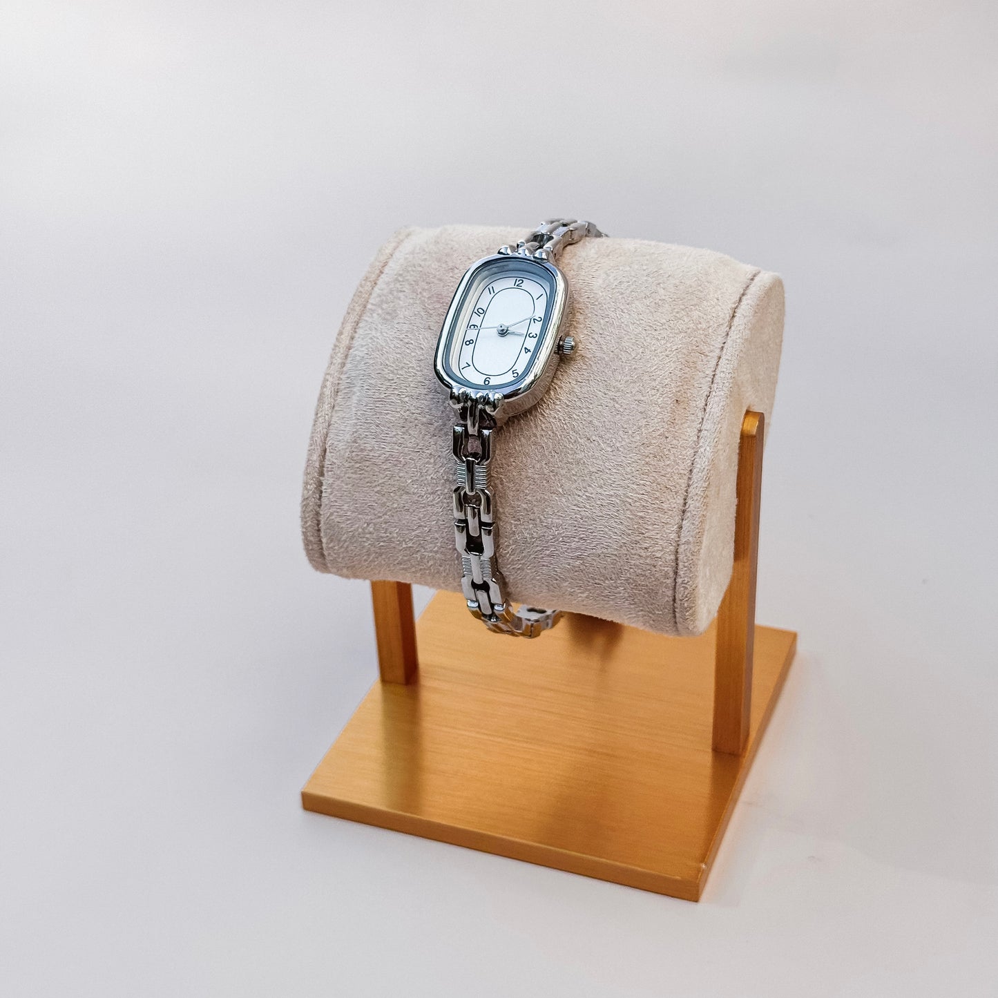 The Lumin Oval Watch – Silver
