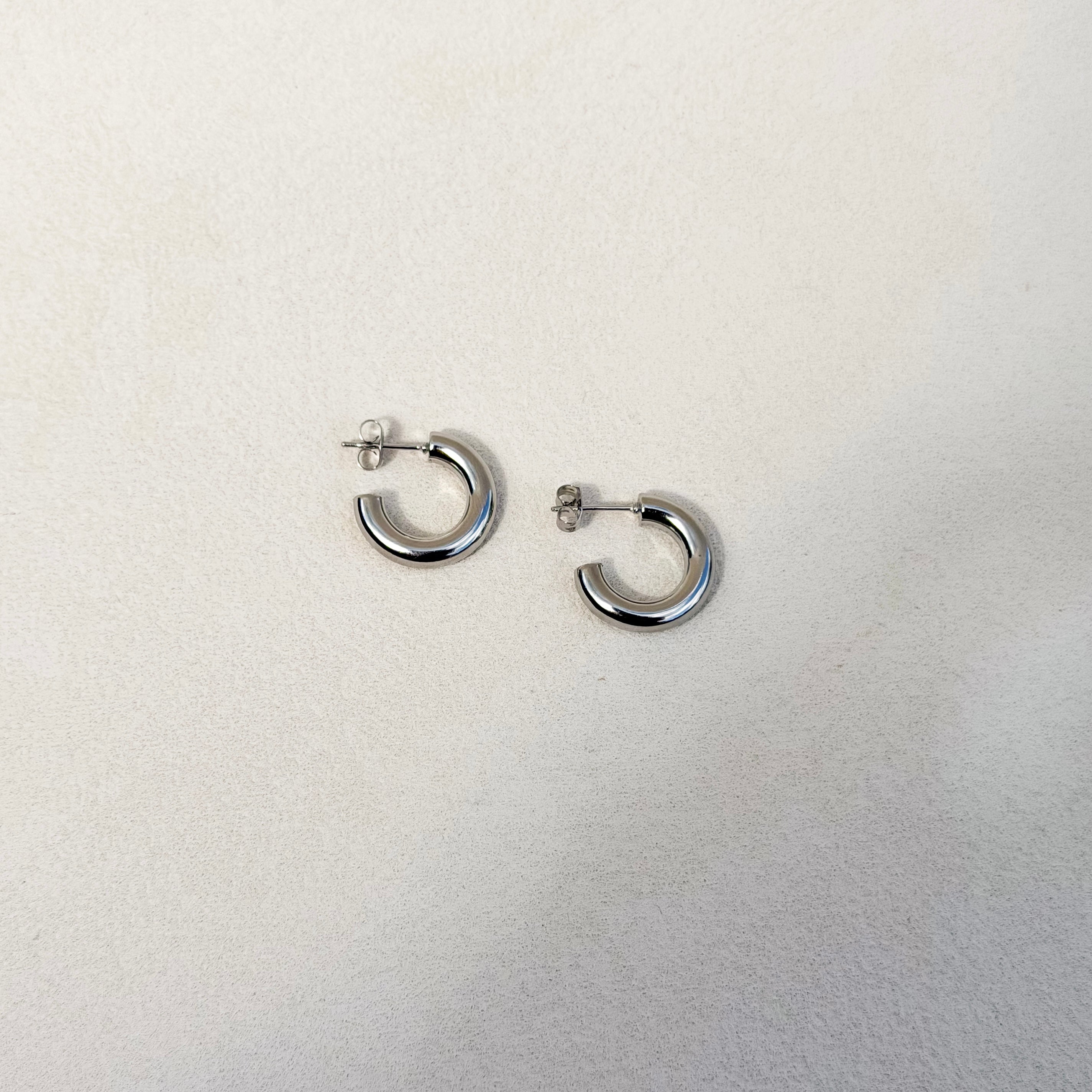 Everyday Mini Chunky Hoop Earrings