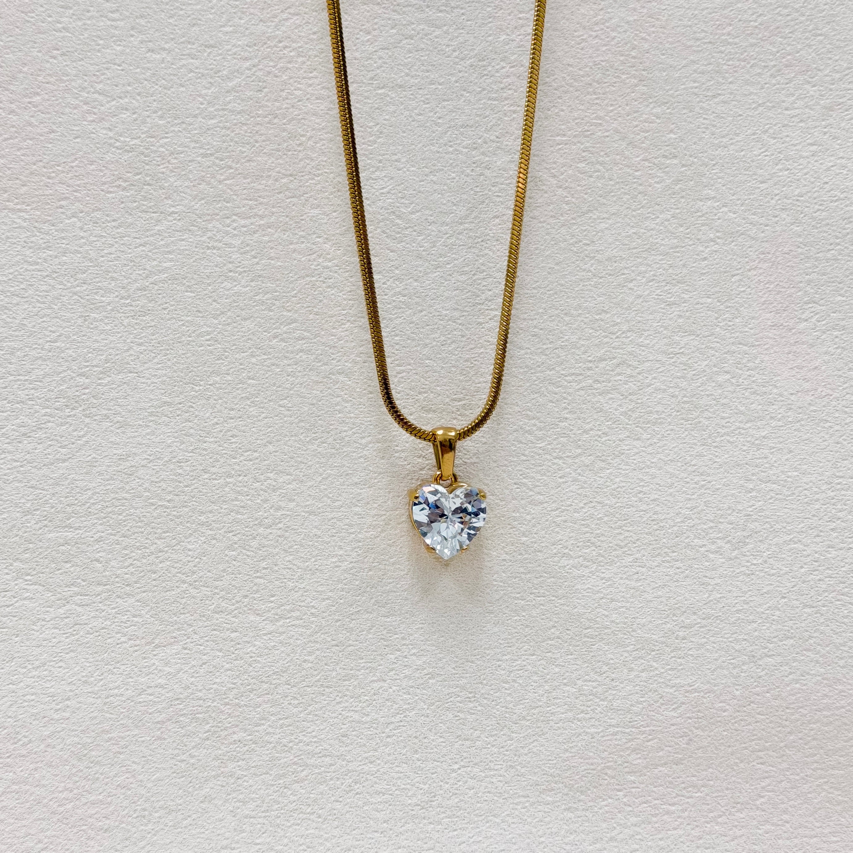 Everheart Crystal Necklace