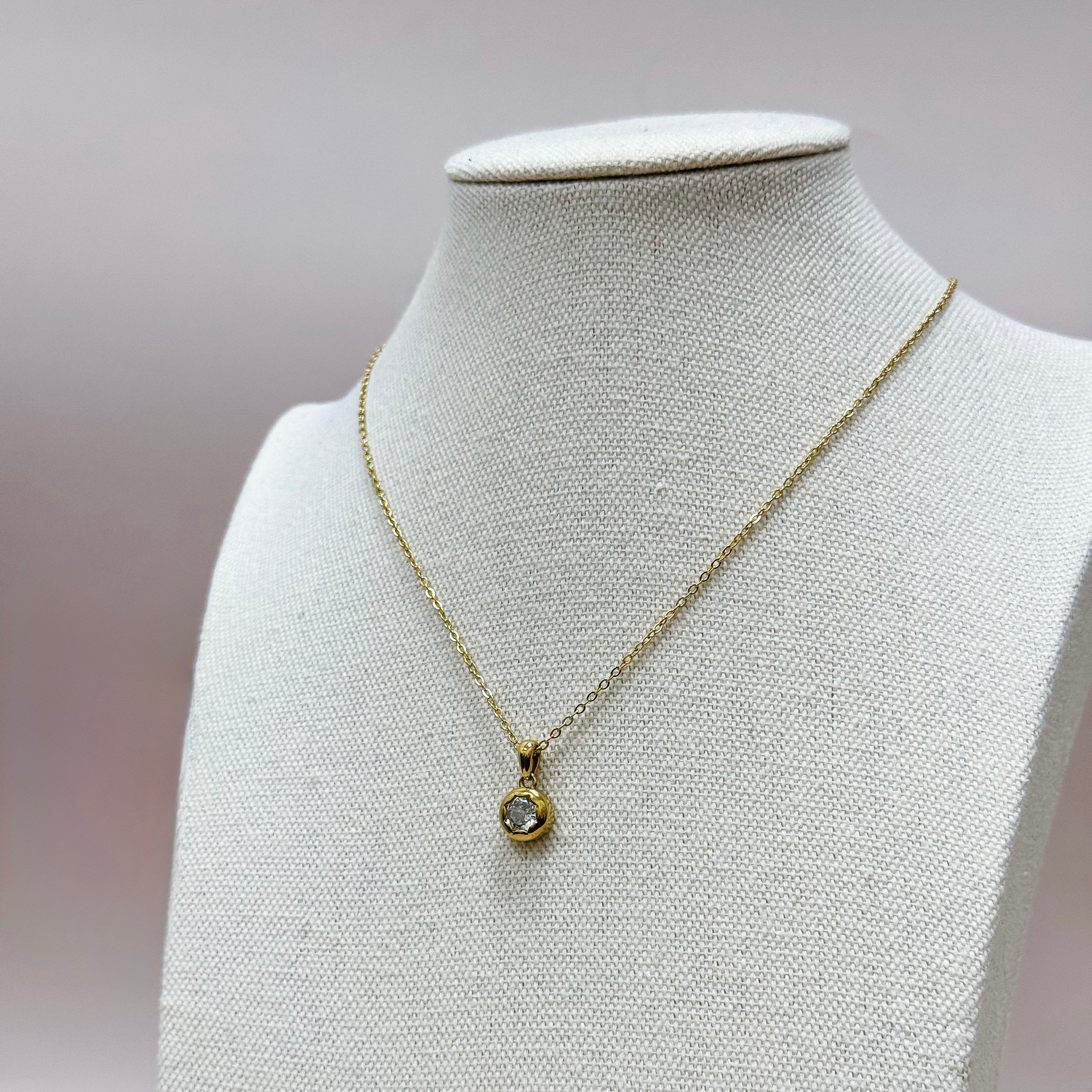 The Everlight Bezel Pendant Necklace