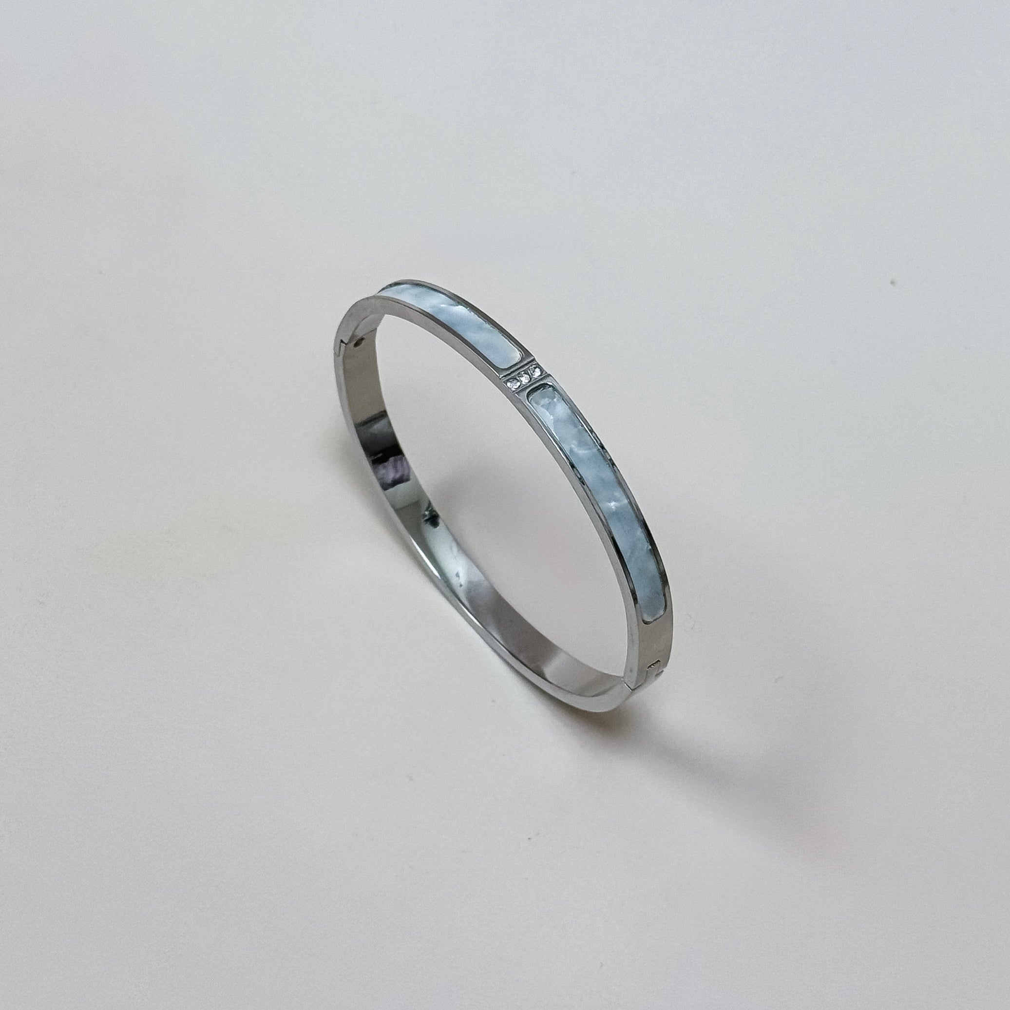 The Luminé Inlay Bangle