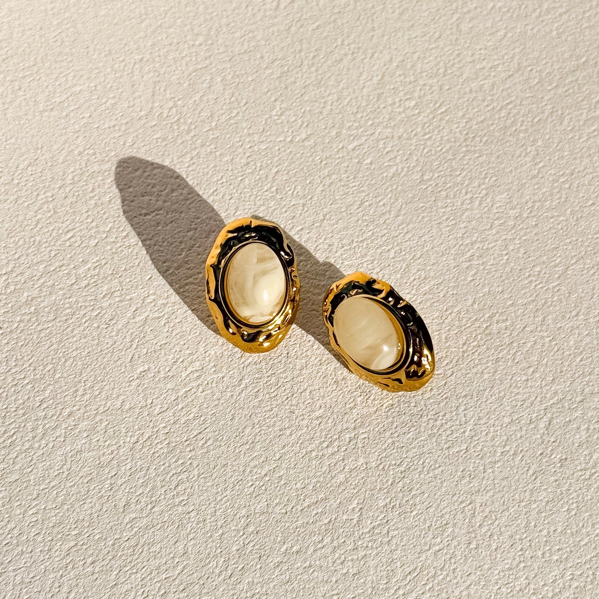 Heirloom Oval Statement Stud Earrings