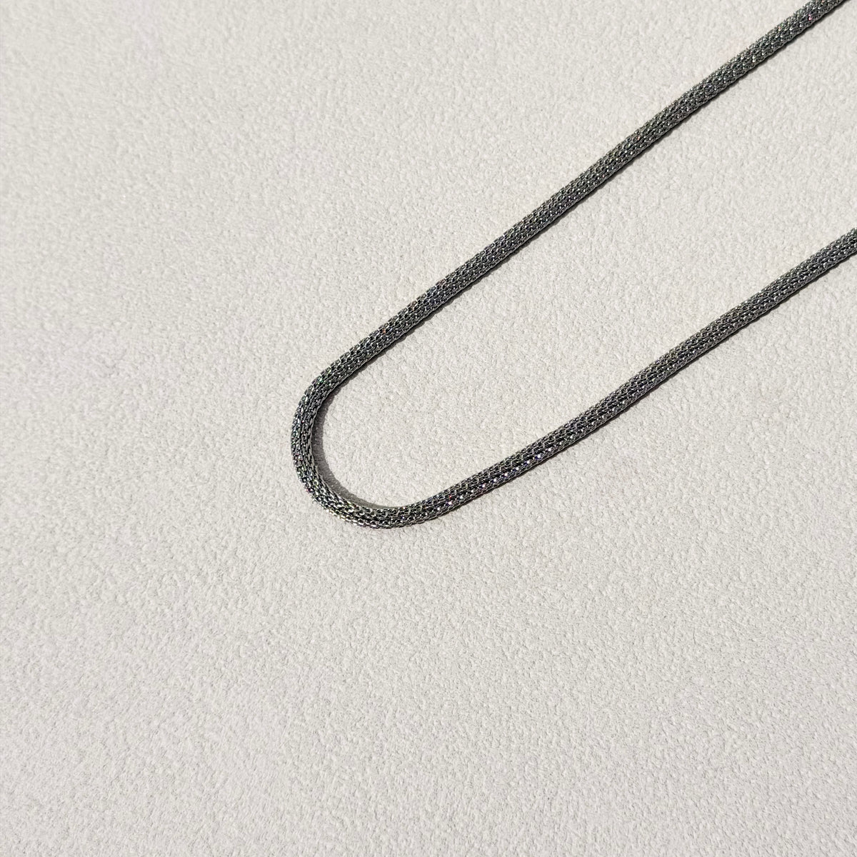 Vespera Mesh Chain Necklace