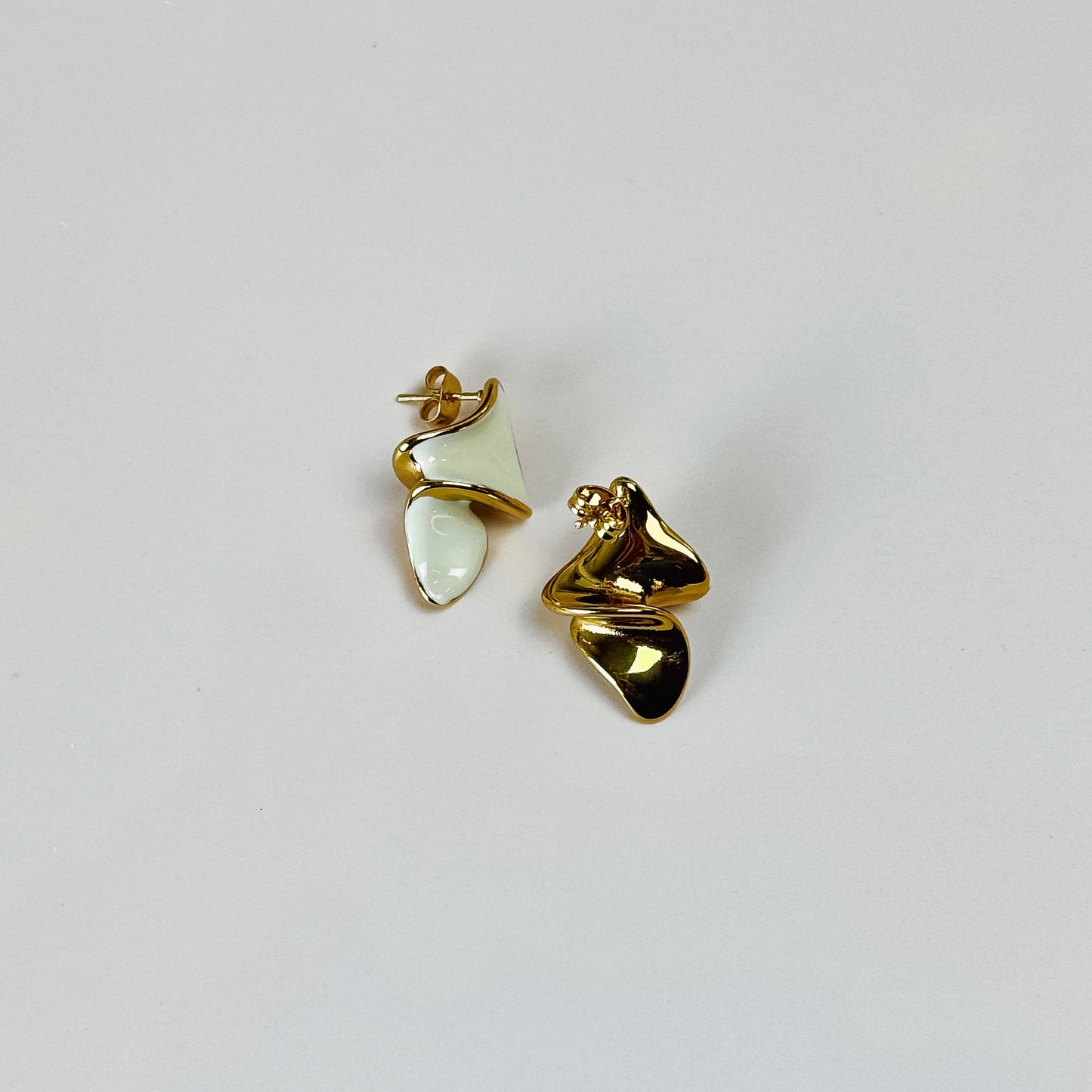 The Sway Earring