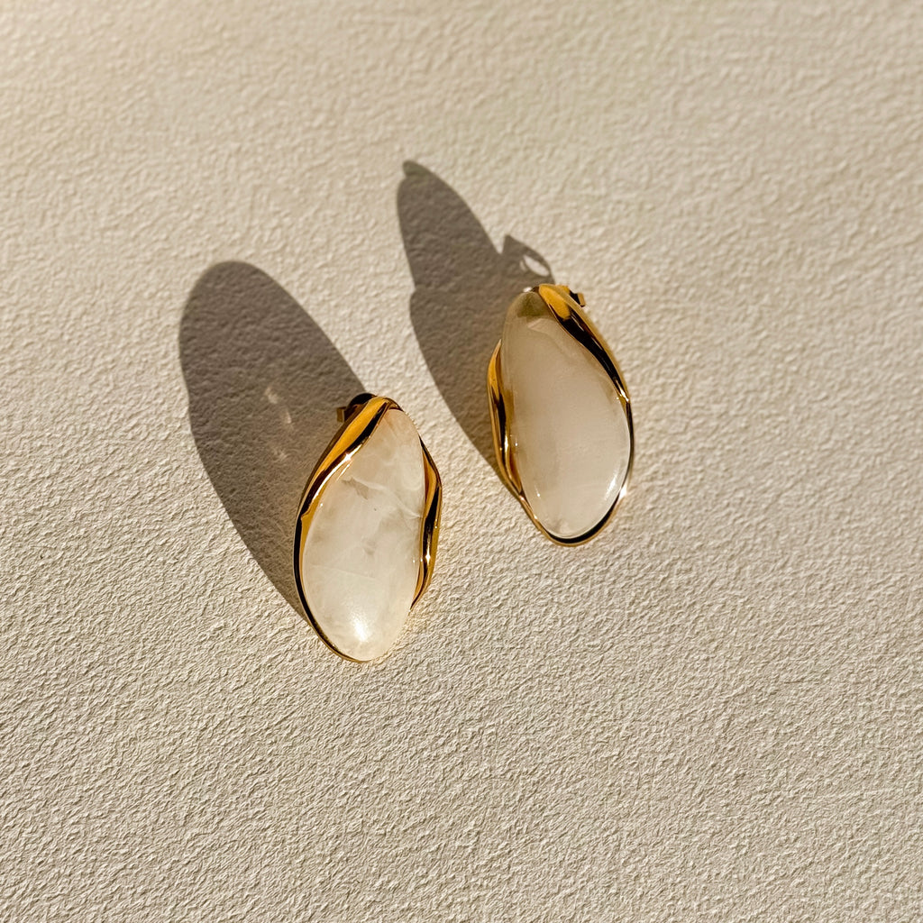 Marble Glow Oval Statement Stud Earrings in Ivory Quartz