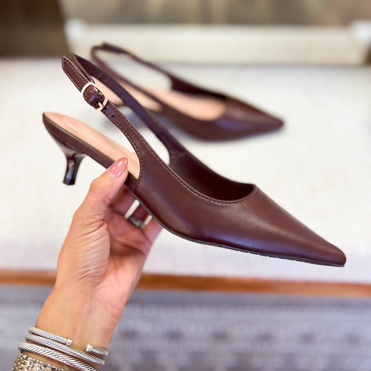 Classic Pointed-Toe Kitty Heel