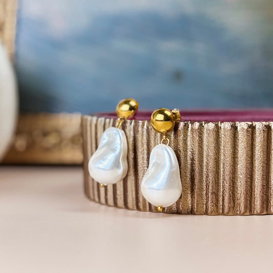 Gold Pearl Drop Earring