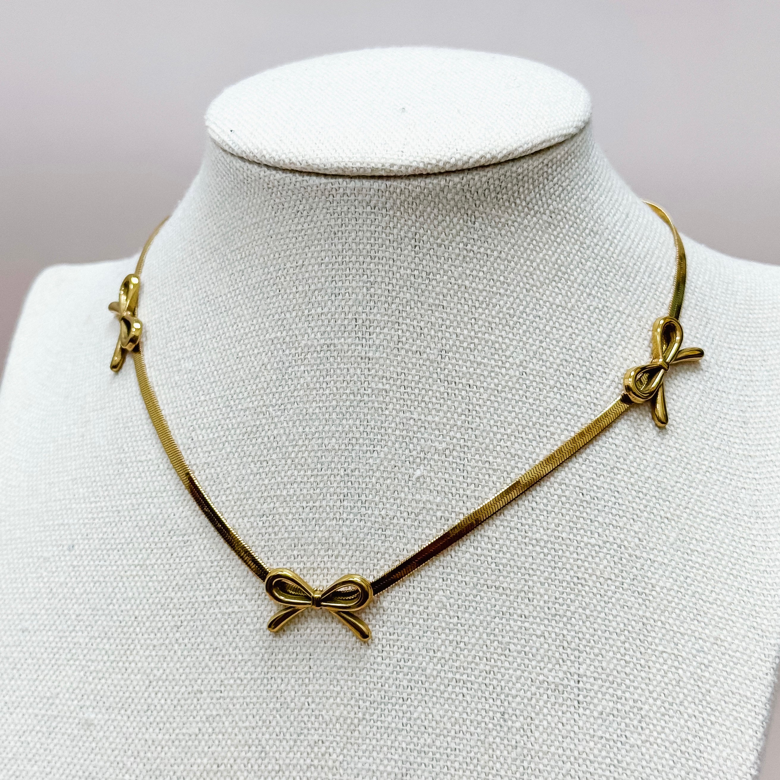 Juliette Bow Choker