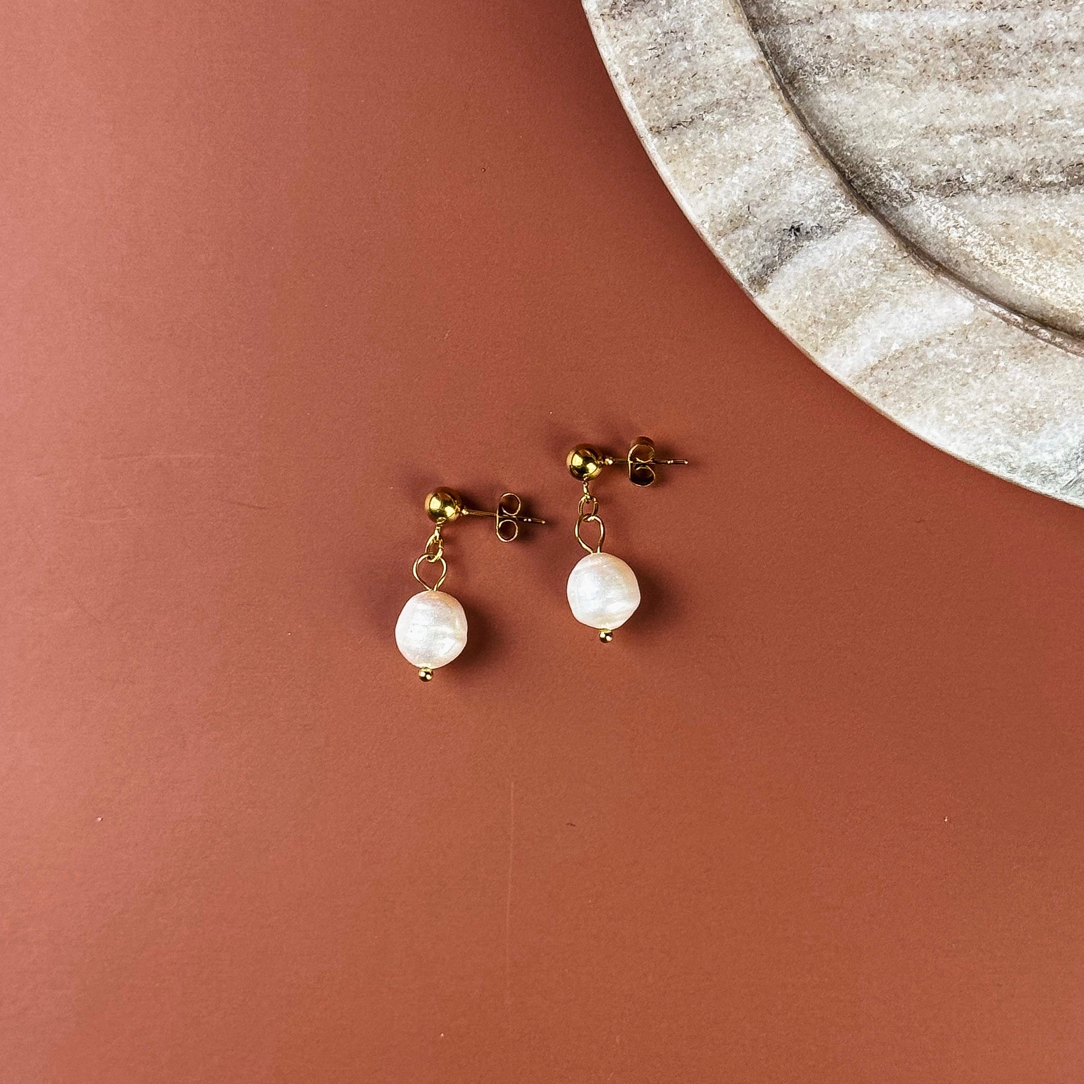 Isla Pearl Stud Dangle Earring