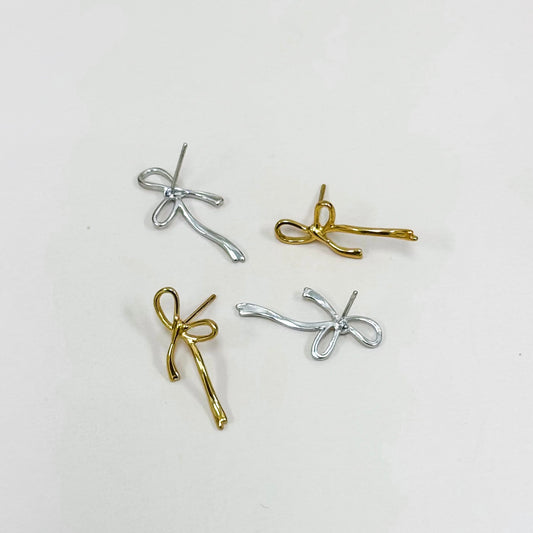 Graceful Bow Studs