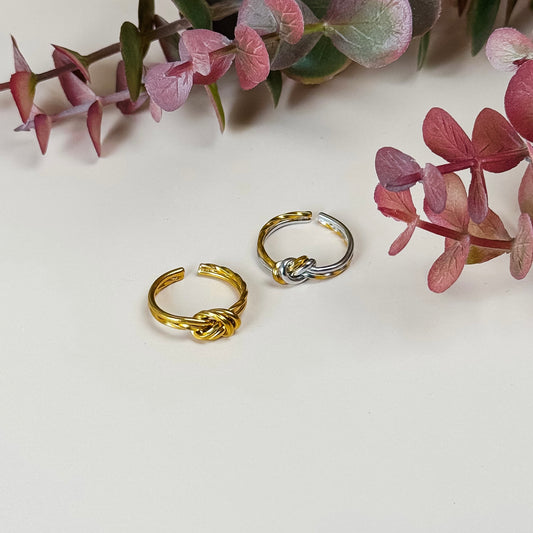 Lovers Knot Ring