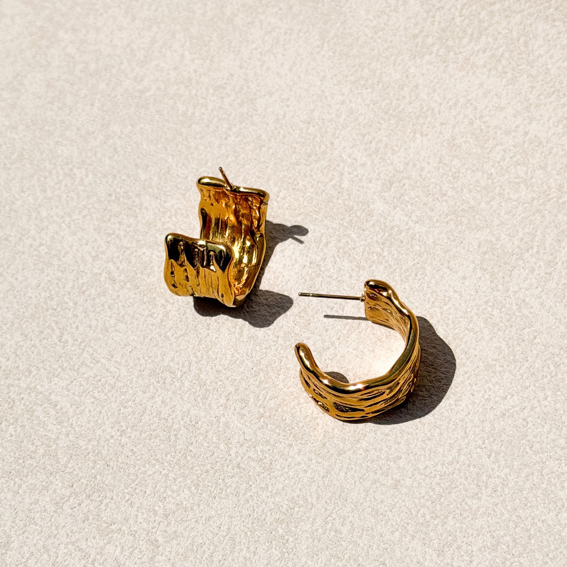 Aria Hoops