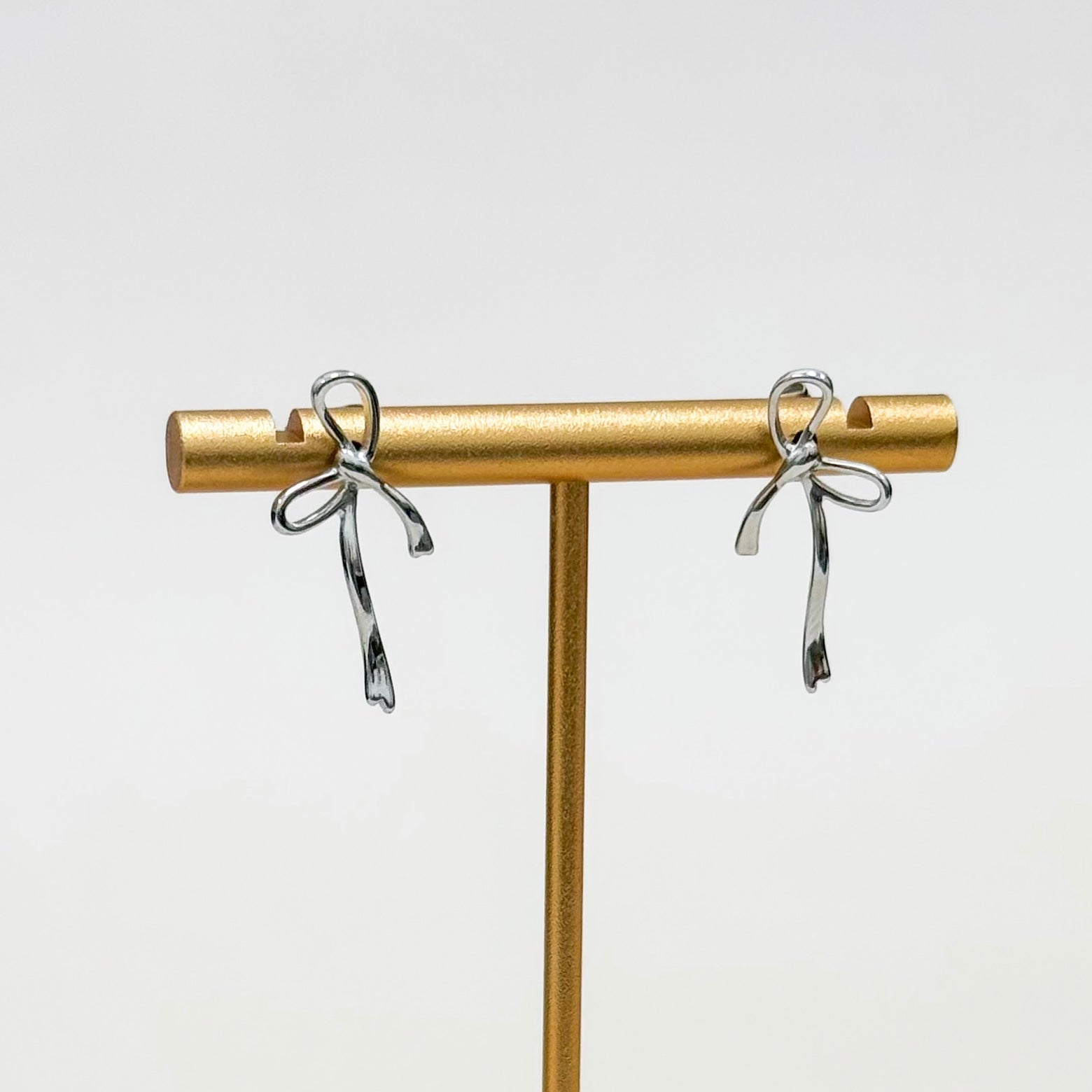 Graceful Bow Studs