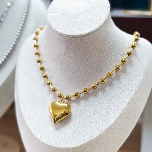Amour Bold Heart Necklace